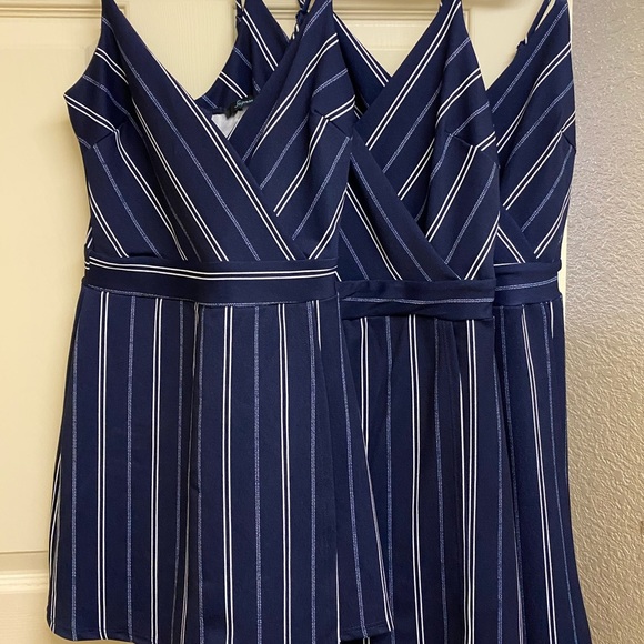 Sale Boutique v neck romper - Picture 4 of 9